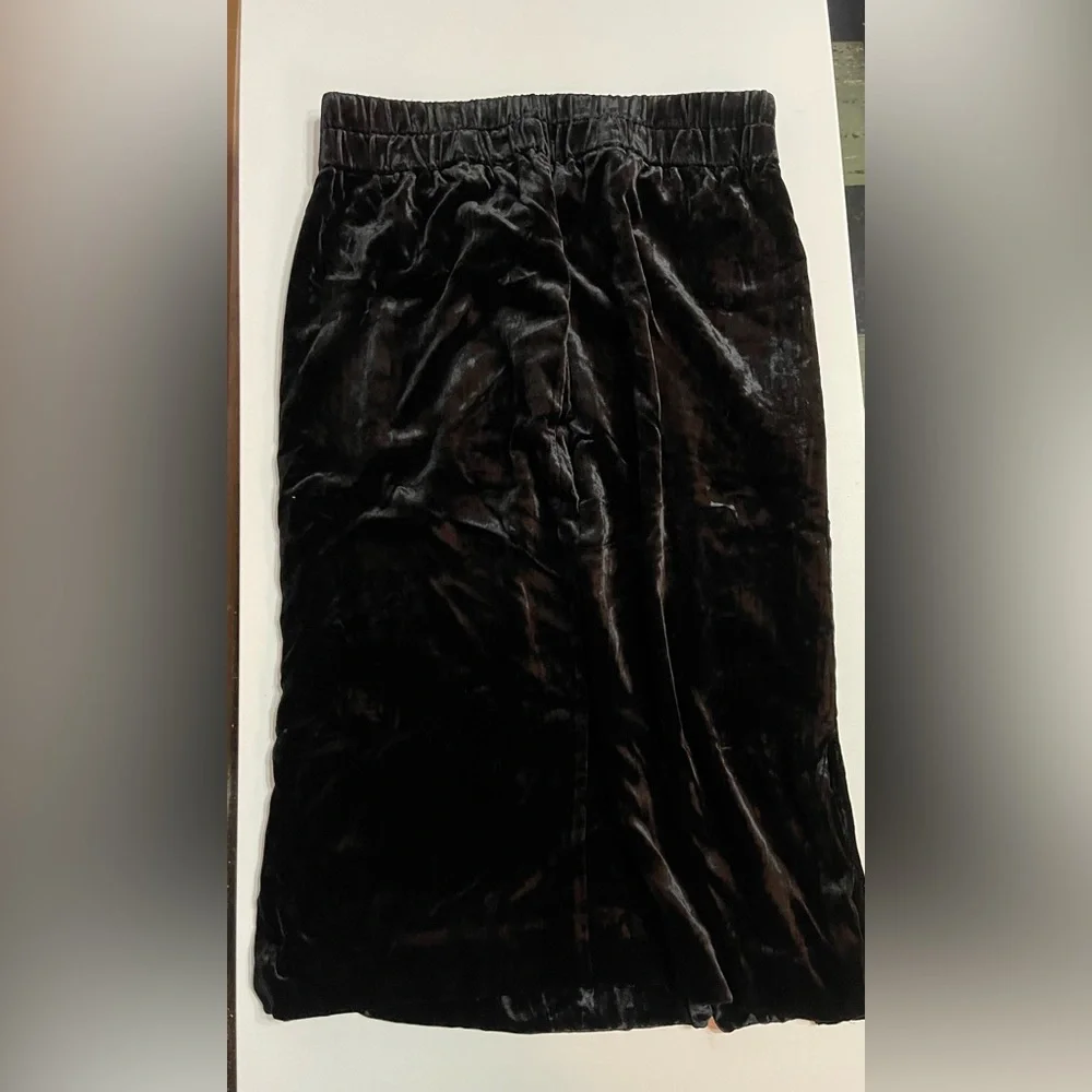 J. Crew Black Velvet Pencil Skirt NWT sz L - Picture 2 of 5
